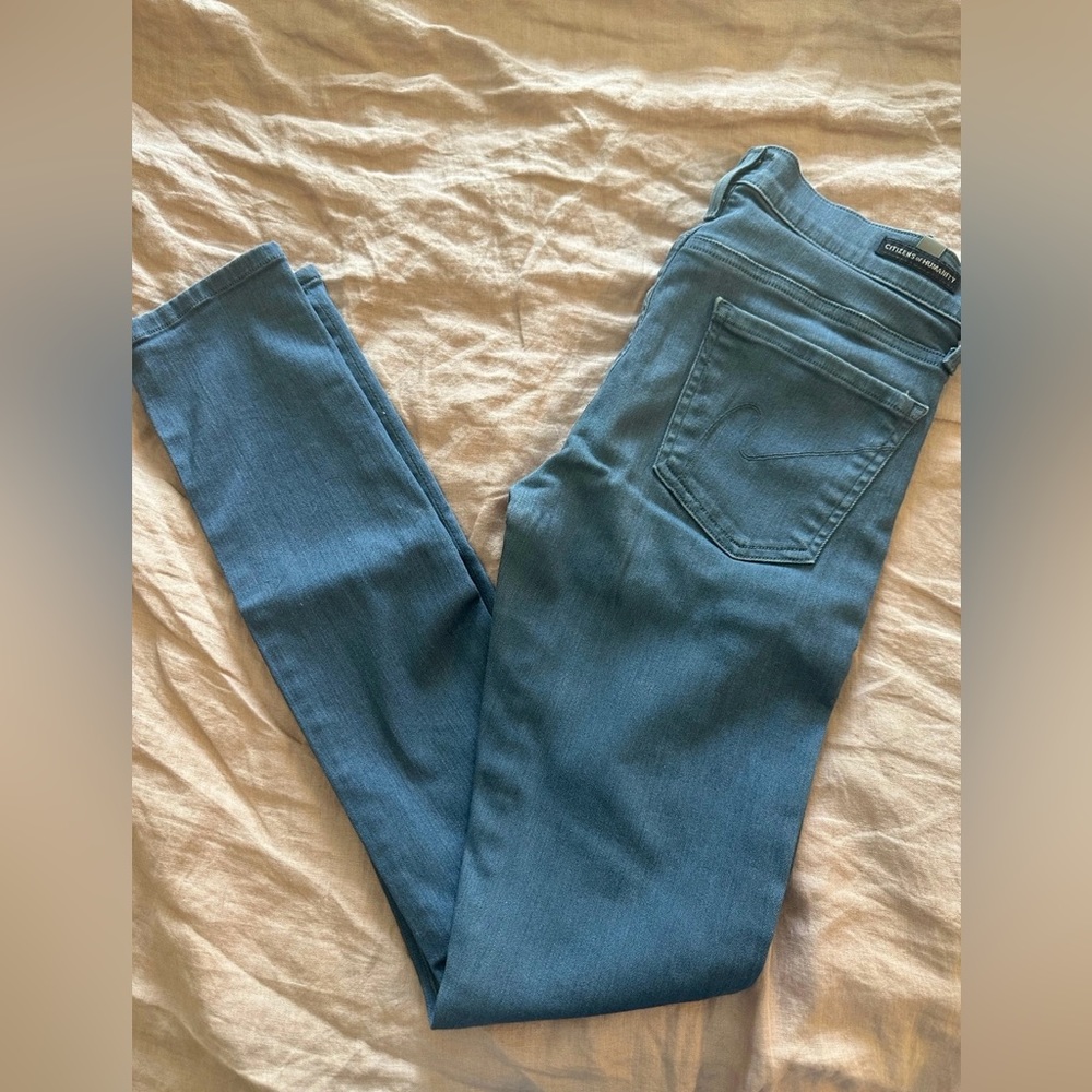 Citizens of humanity Avedon ultra skinny jeans
Size: 27
Color: blue